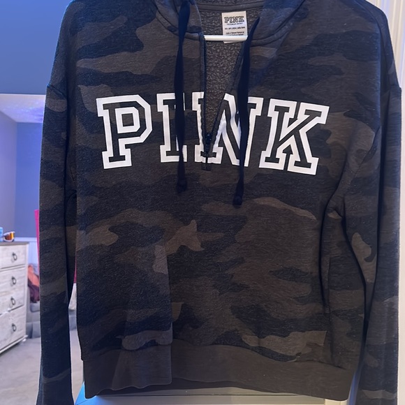 Half zip - Picture 3 of 3